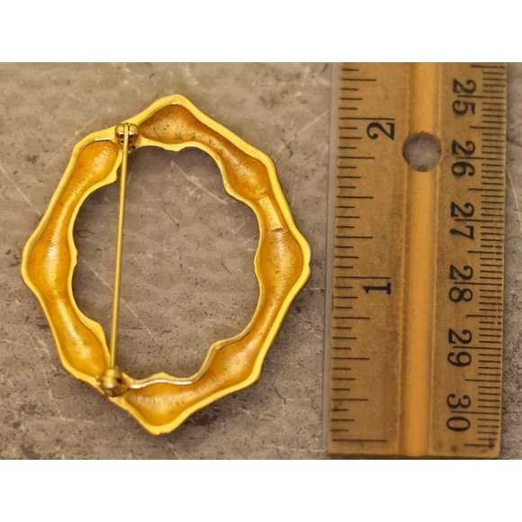 Vintage Gold Tone Round Oval Bamboo Style Brooch by Monet - I31 - Picture 2 of 2